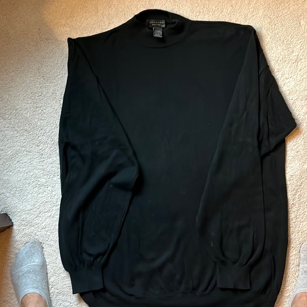 Toscano men’s black mock turtleneck sweater.